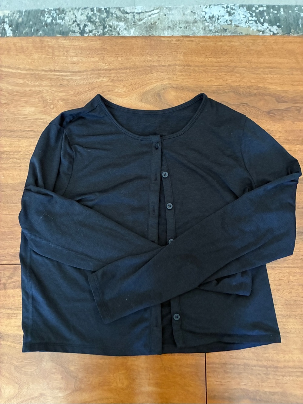 EUC Vuori Halo Black Heather Long Sleeve Button Front Cardigan